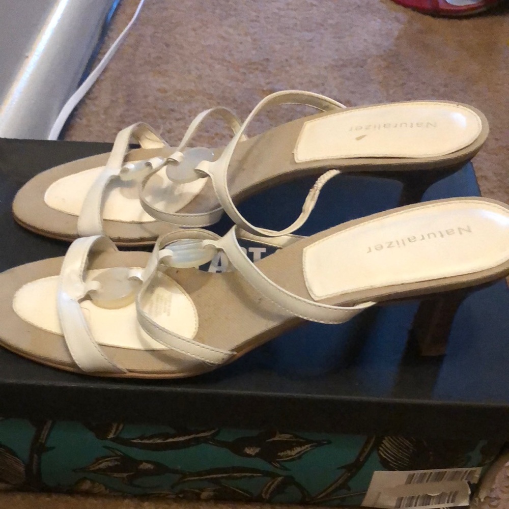 White, Naturalizer,  Size 9 1/2M,